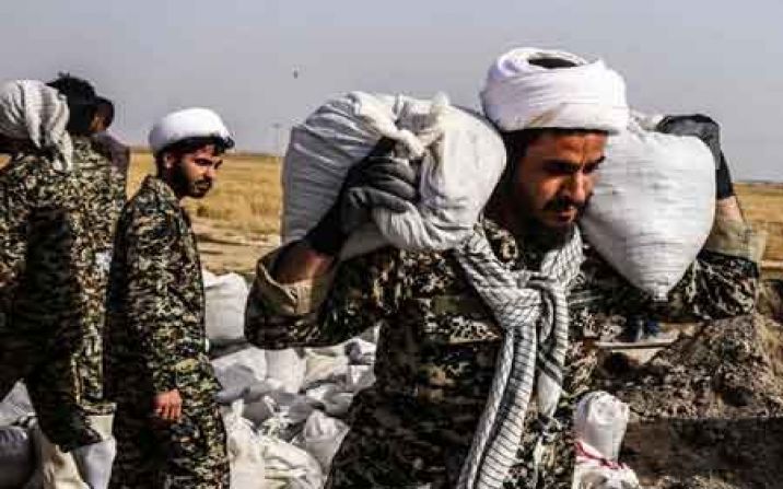 1500 بسته معیشتی اهدایی آیت الله مکارم در سی سخت توزیع شد 1500 بسته معیشتی اهدایی آیت الله مکارم در سی سخت توزیع شد